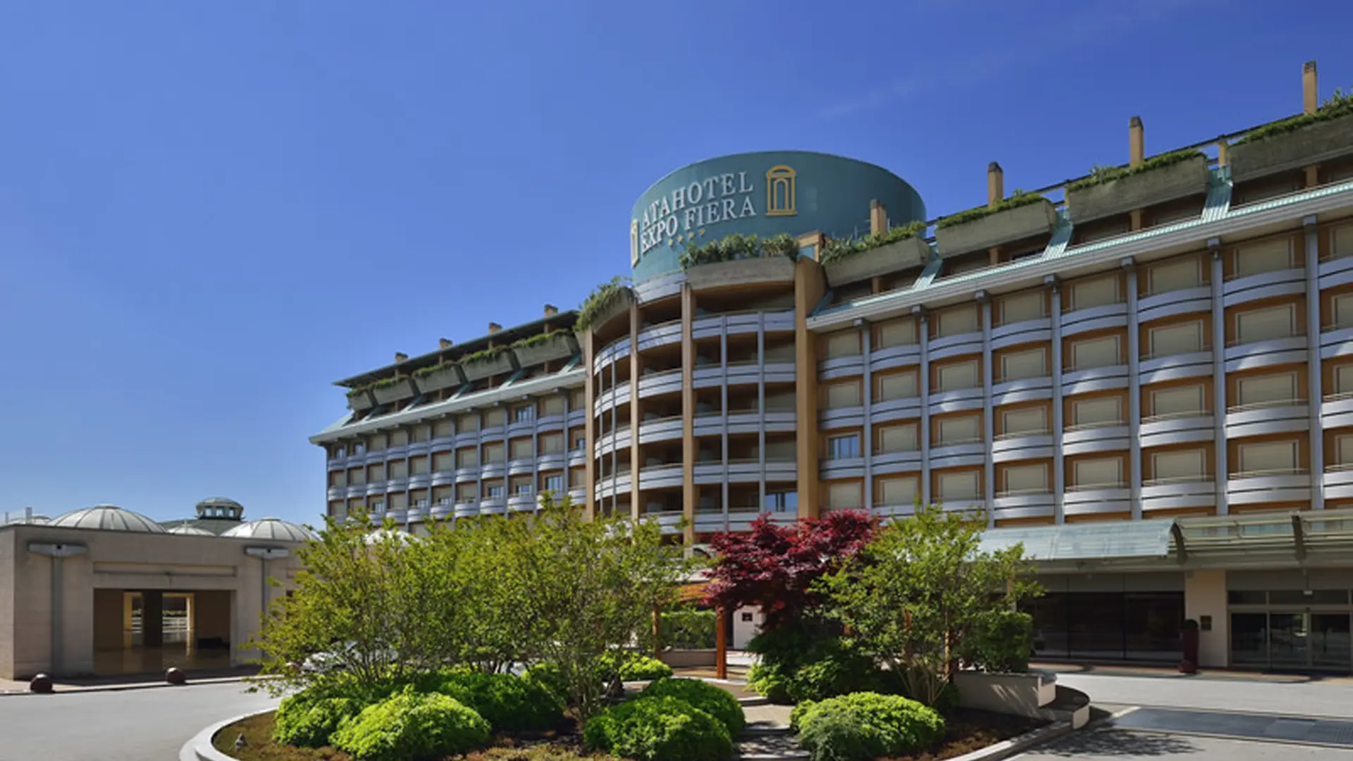 Atahotel