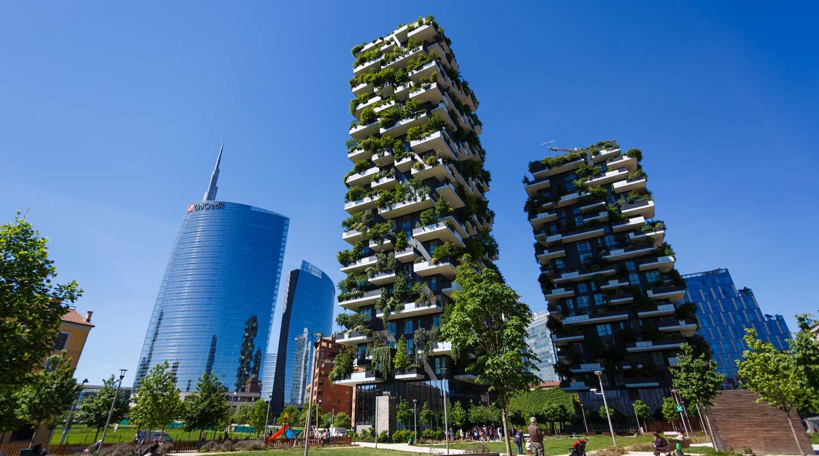 Porta Nuova e Corso Como la sera