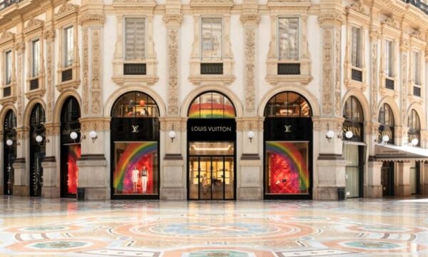 Louis-Vuitton-Milano-Galleria